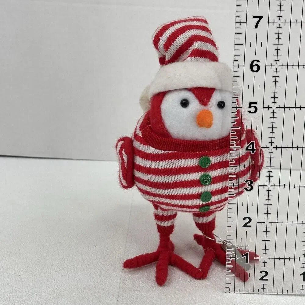 Target 2017 Snoozer Wondershop Spritz Featherly Friends Bird Christmas Red White